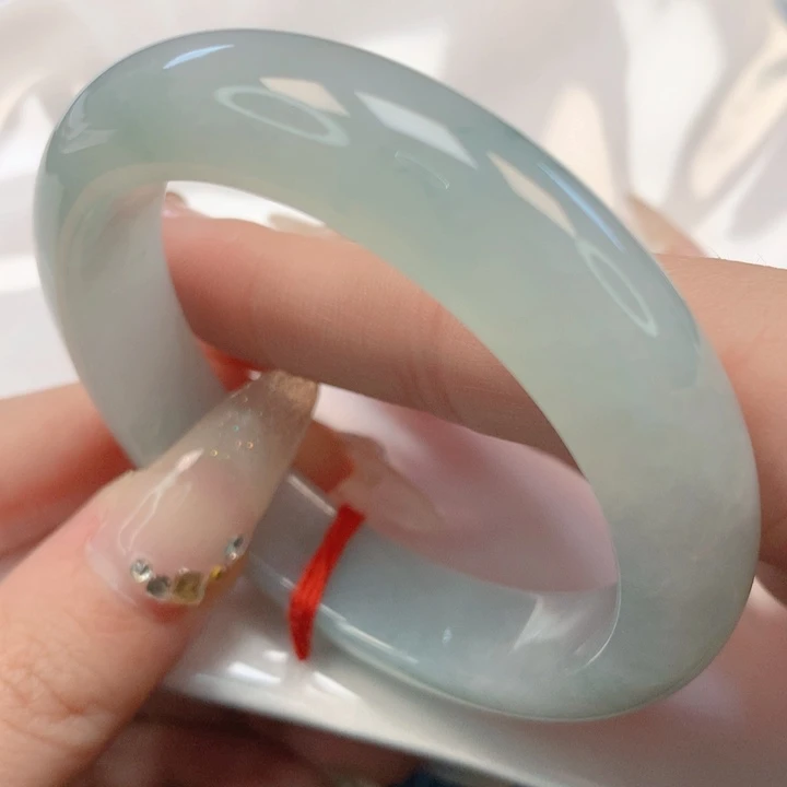 【闪购商品】翡翠手镯未镶嵌53圈