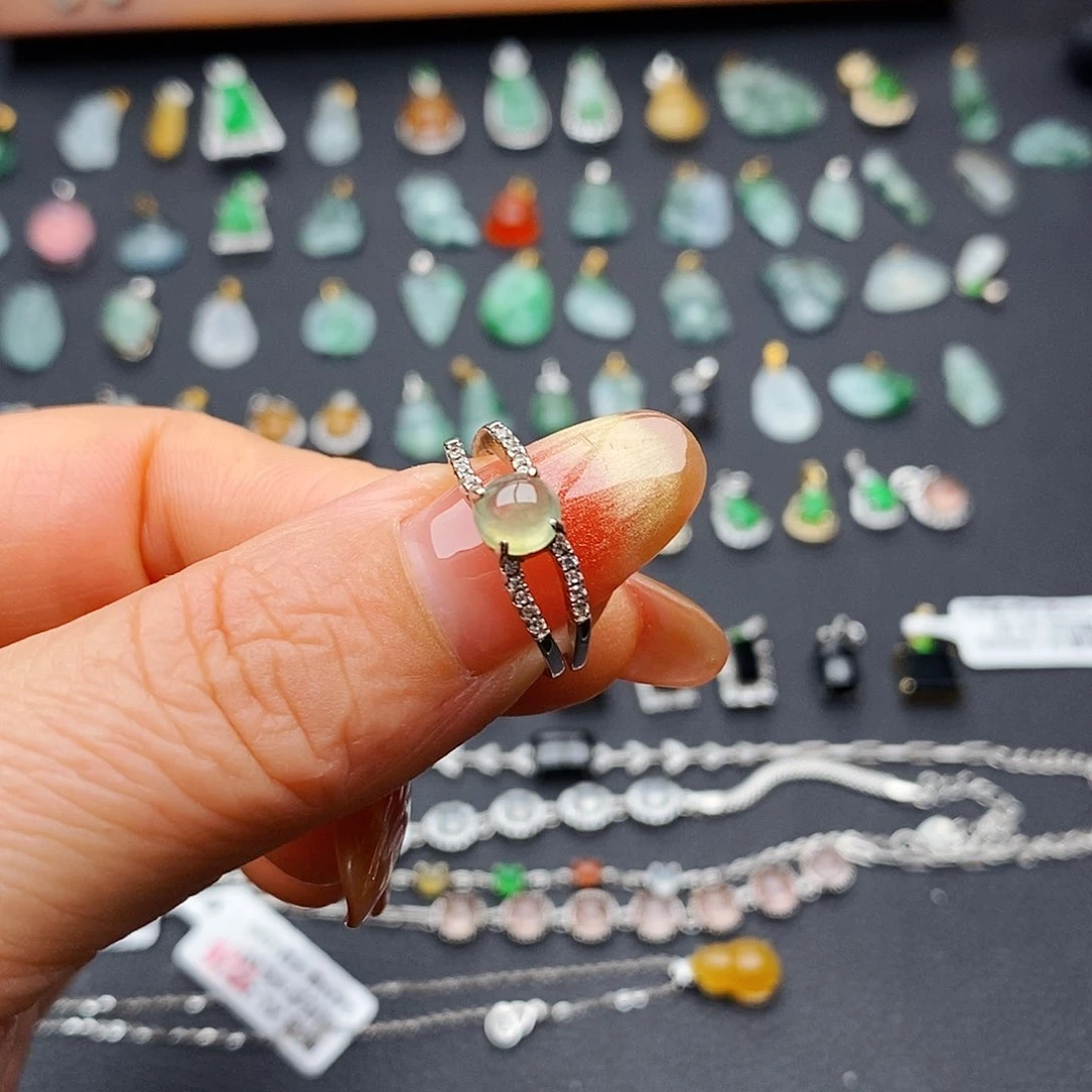 银S925镶嵌戒指翡翠