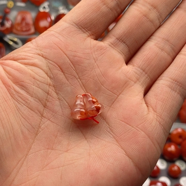 南红玛瑙配饰未镶嵌枯*