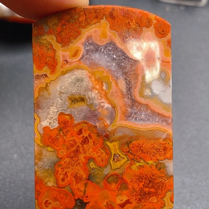 玛瑙/玉髓颈饰未镶嵌玉**瑕