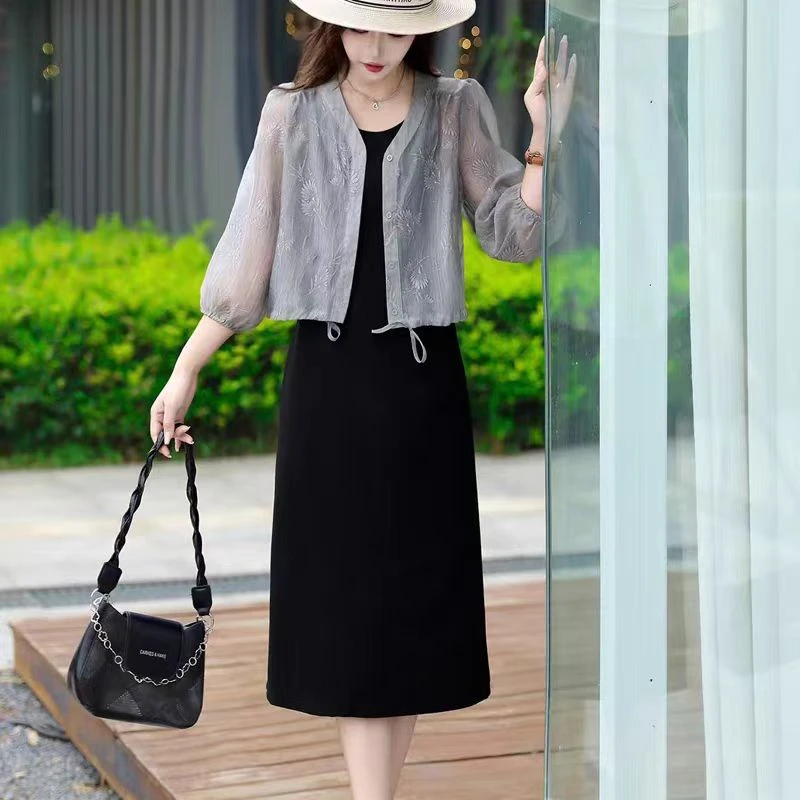 印花刺绣衬衣背心连衣裙两件套C87.(衣长48裙长109).03646