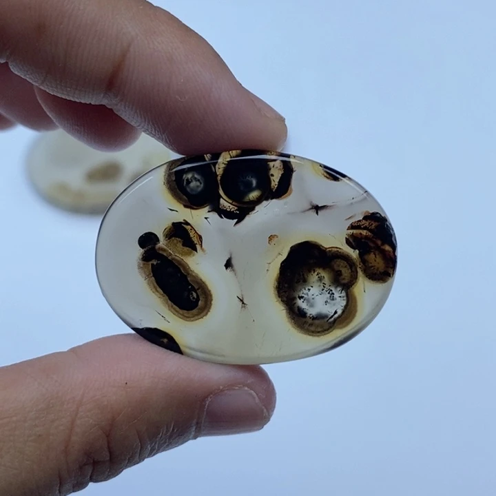 玛瑙/玉髓未镶嵌珠宝半成品