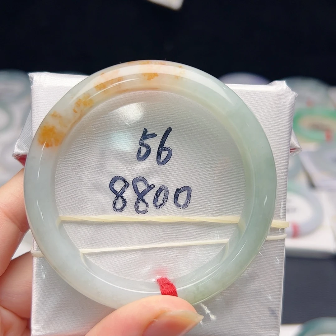 翡翠未镶嵌手镯A货