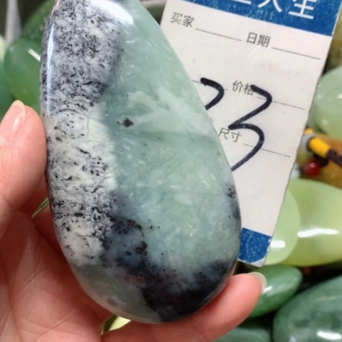 蛇纹石玉手把件未镶嵌盛**年