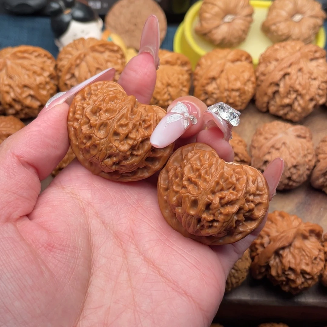 漫***～把件文玩核桃全品精配桃心宫灯41