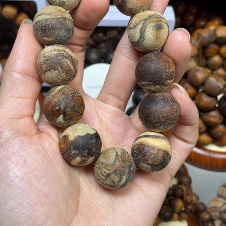 贡木手串/手链一丢丢的小瑕疵的