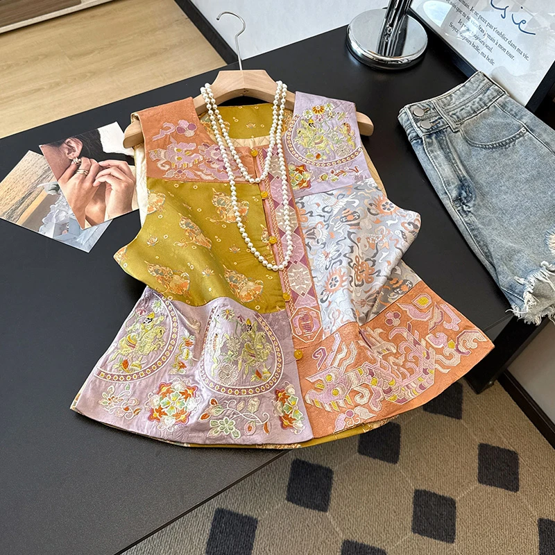 实拍拼色高级感新中式加厚马甲女圆领秋季新款重工刺绣提花上衣