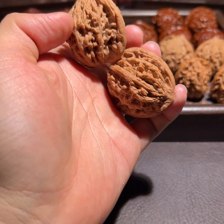 雲***邊40全品虎头嘎嘎好