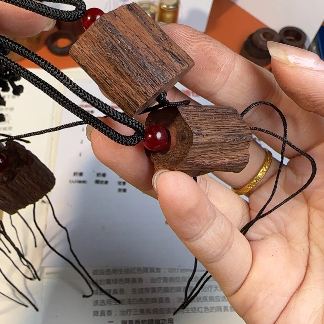 未镶嵌手串降真香