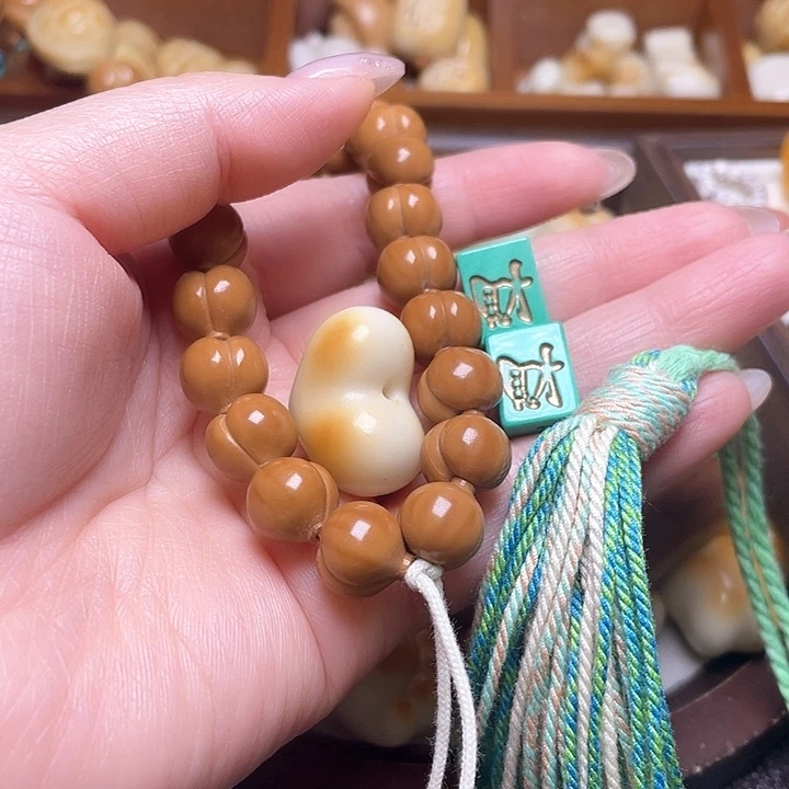 手串猴头核桃上***姐绿财2 爱心 彩绿流苏