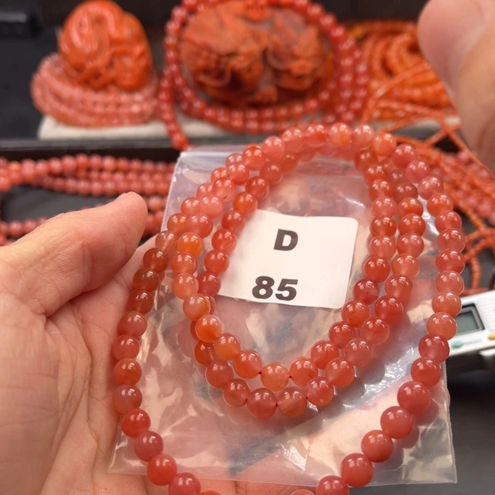 南红玛瑙未镶嵌多样性发货默认微瑕称重7mm