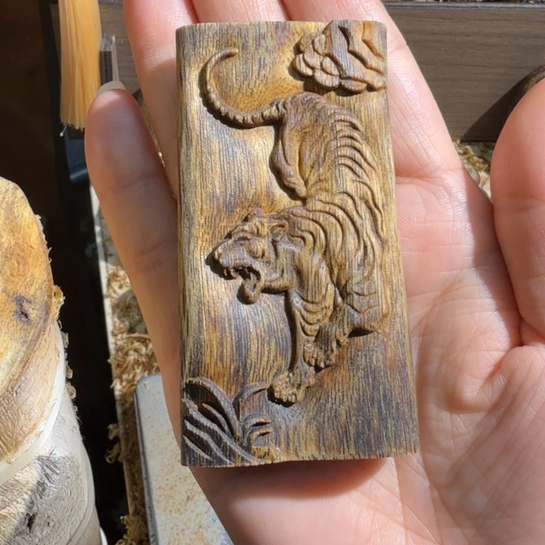 沉香碎屑沉香白棋楠虎牌块料21.1克