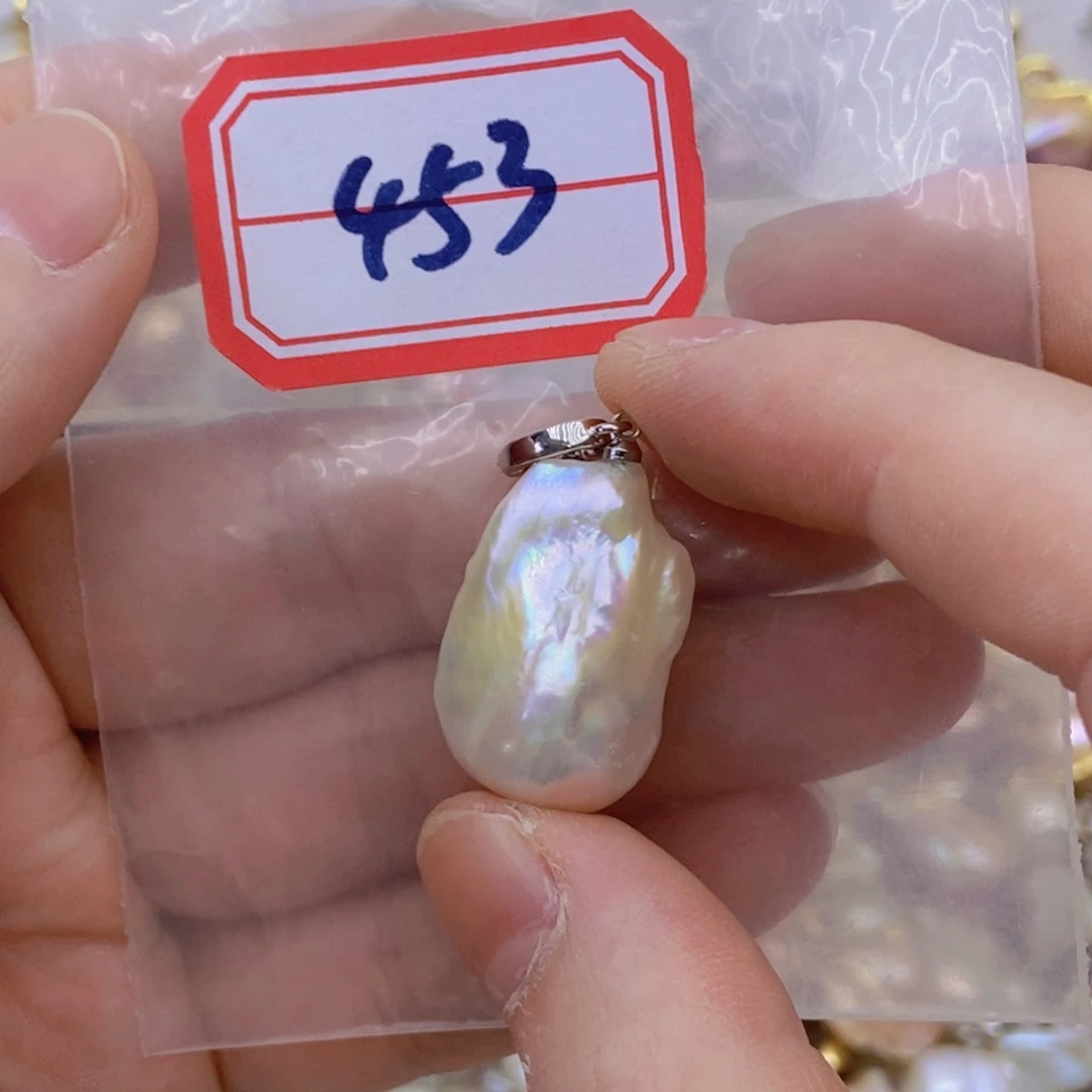 银S925镶嵌淡水珍珠吊坠