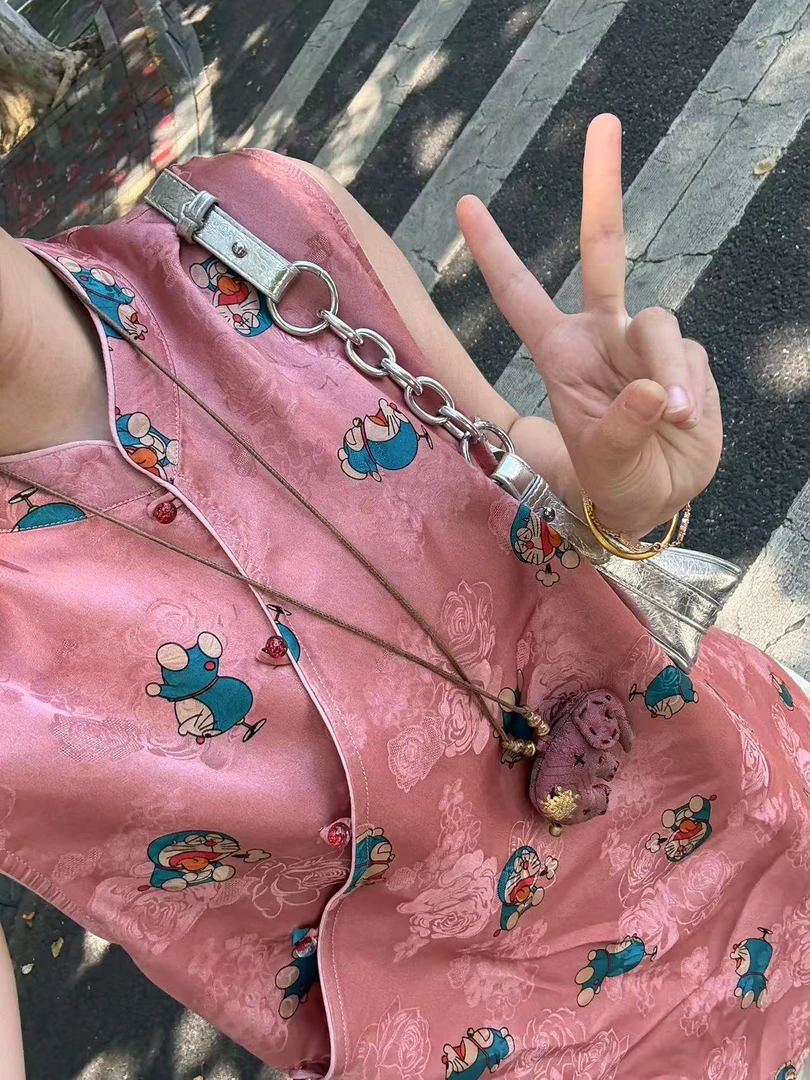 100桑蚕丝！粉色机器猫花萝奥黛