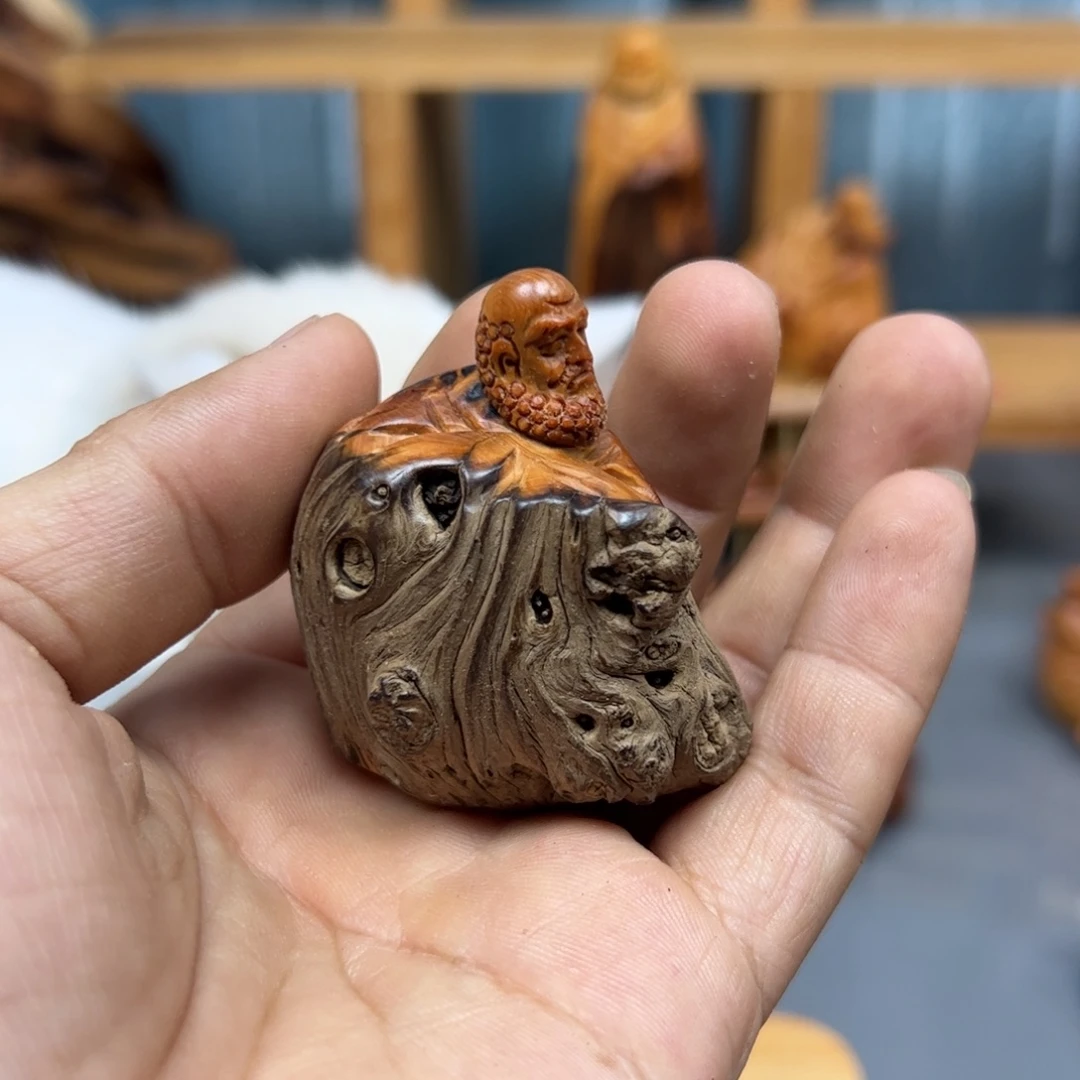 V***1木崖柏木摆件手把件，