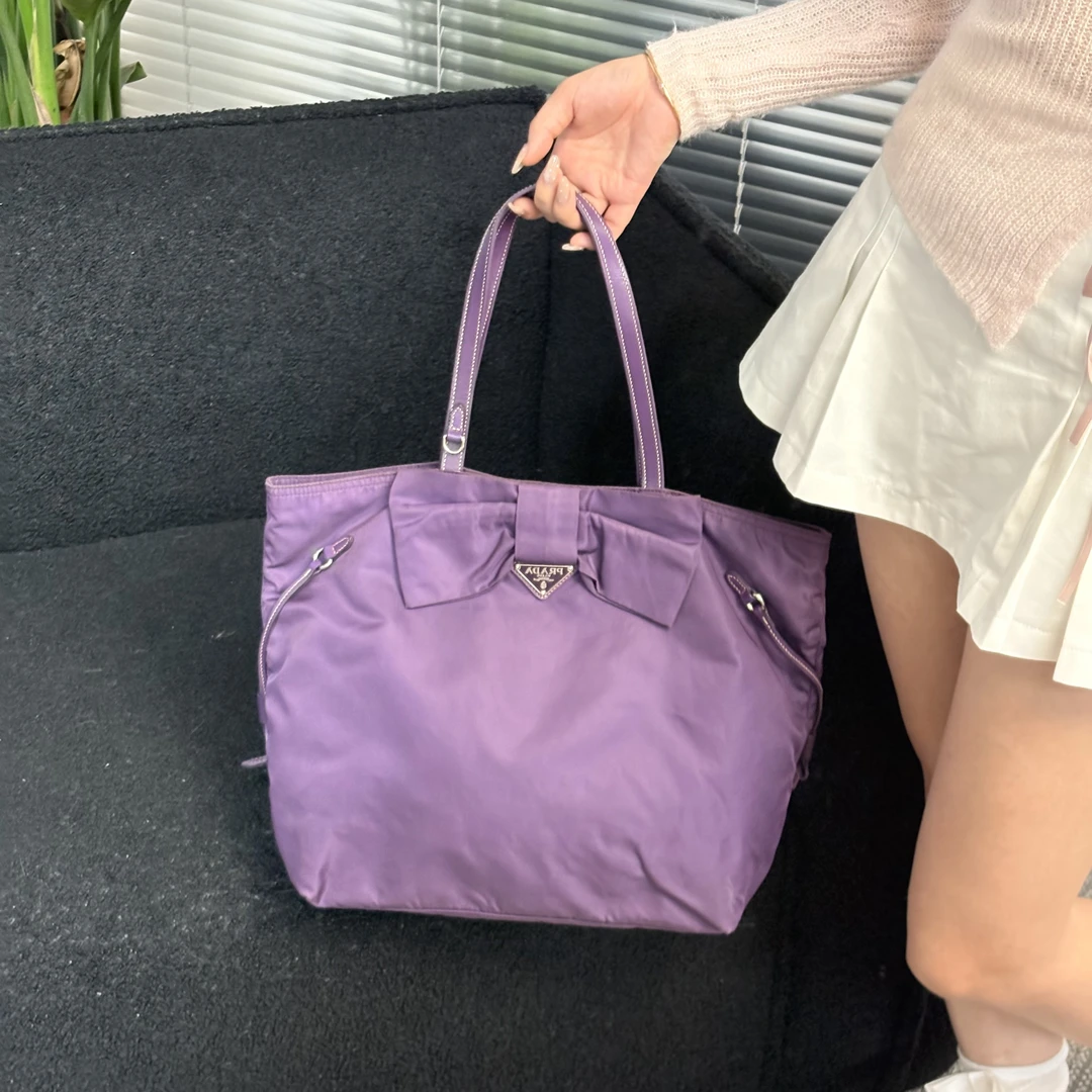 95新 Prada/普拉达 紫色降落伞手提托特包jx