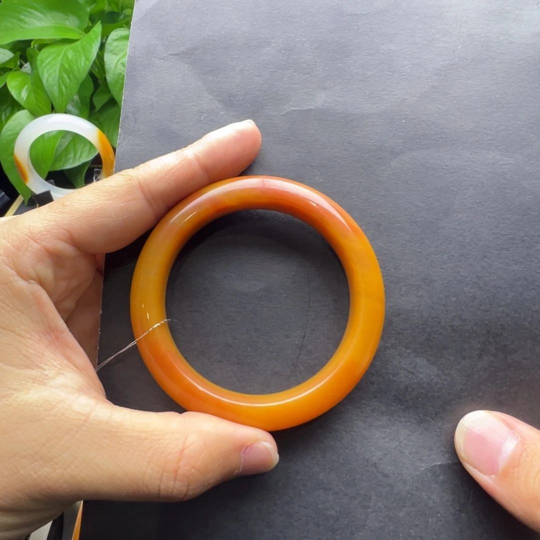 石英质玉（黄龙玉）未镶嵌手镯