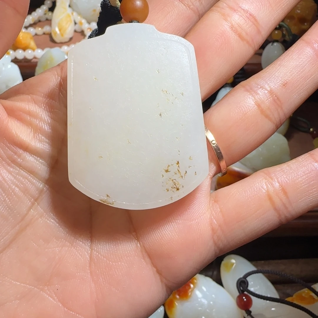 和田玉未镶嵌挂件