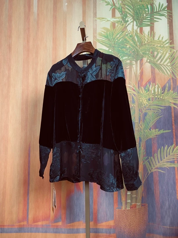 k109-2025春装新品丝绒拼结上衣