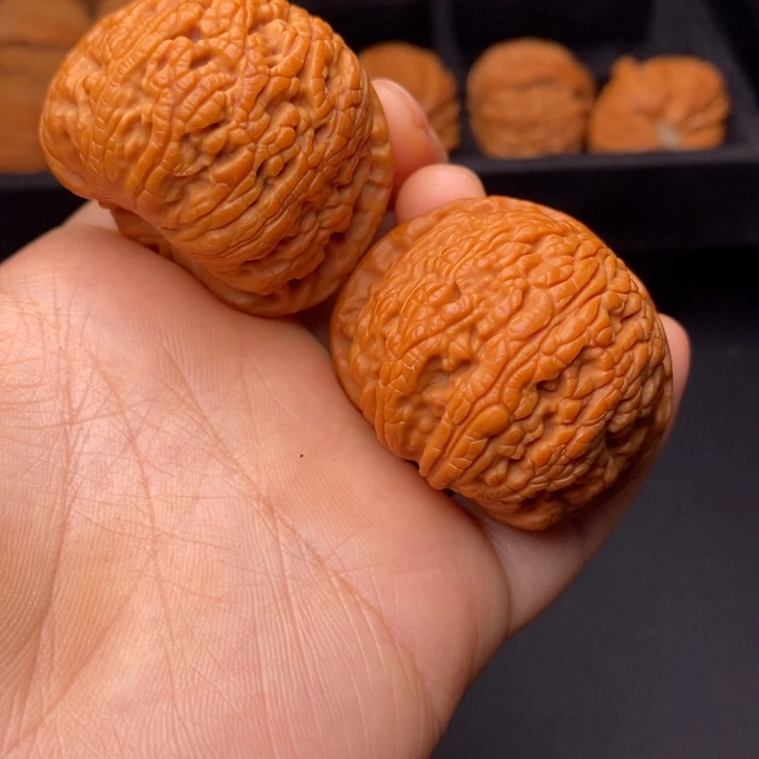 文玩核桃吊坠秦岭野生核桃