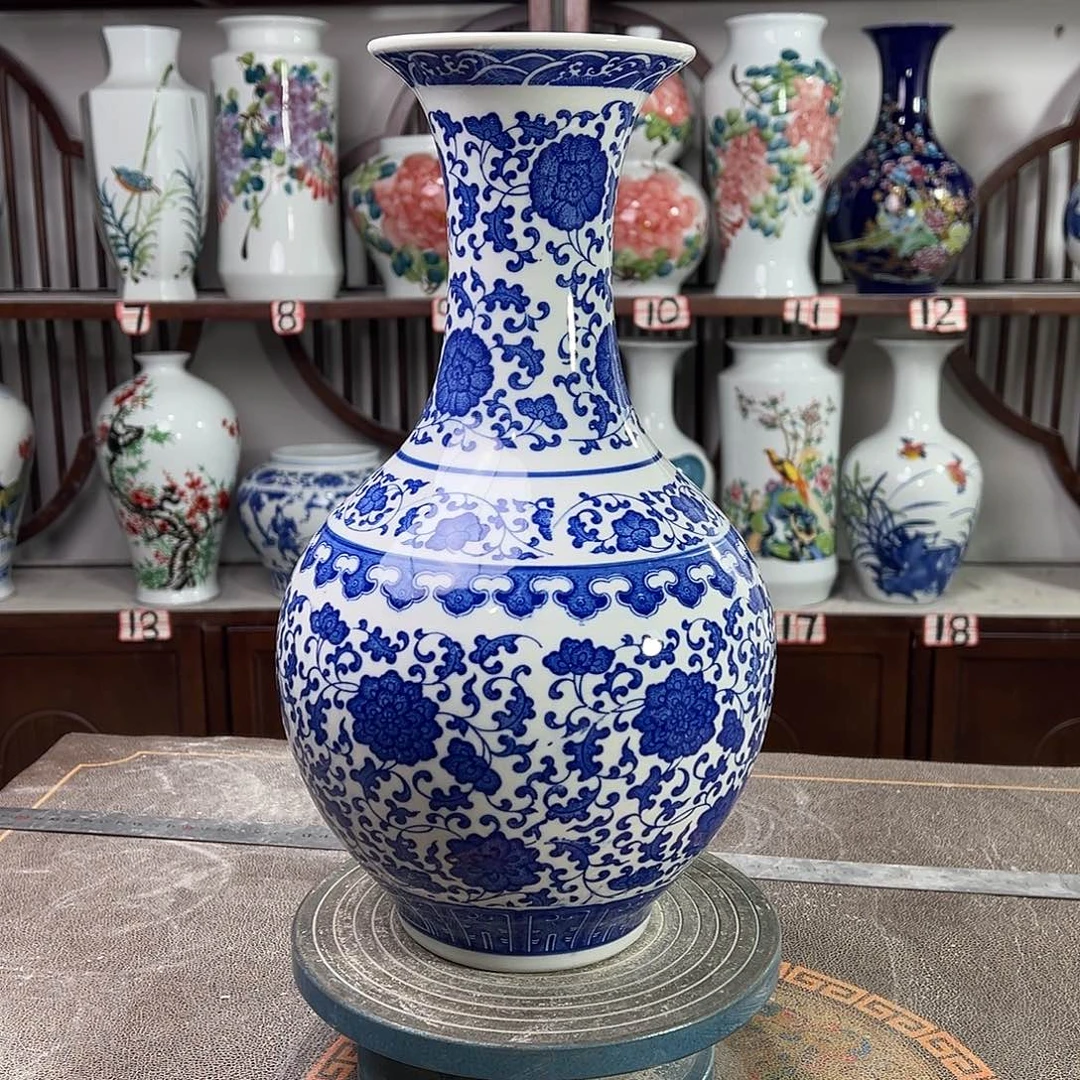 摆件陶景德镇陶瓷缠枝