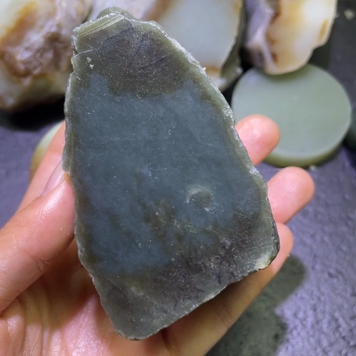 和田玉（糖玉）未镶嵌珠宝半成品