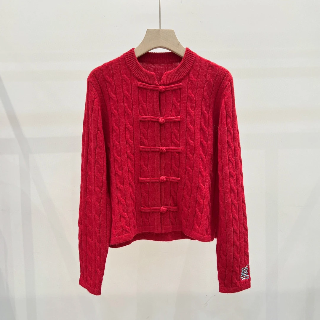 【专柜】栀花清梦 秋冬新款新中式盘扣蛇纹刺绣针织开衫