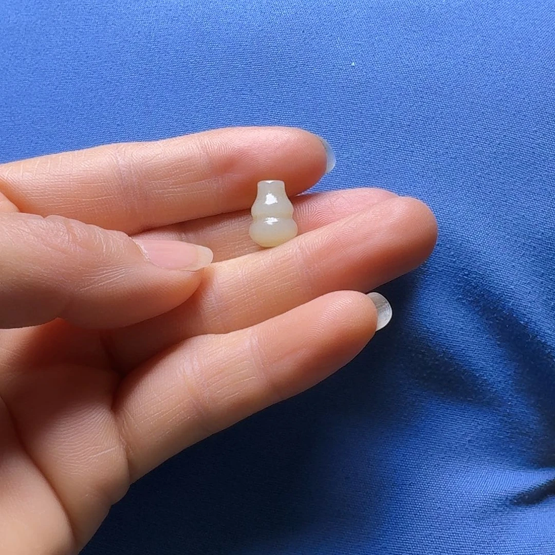 ****江和田玉（糖玉）未镶嵌颈饰