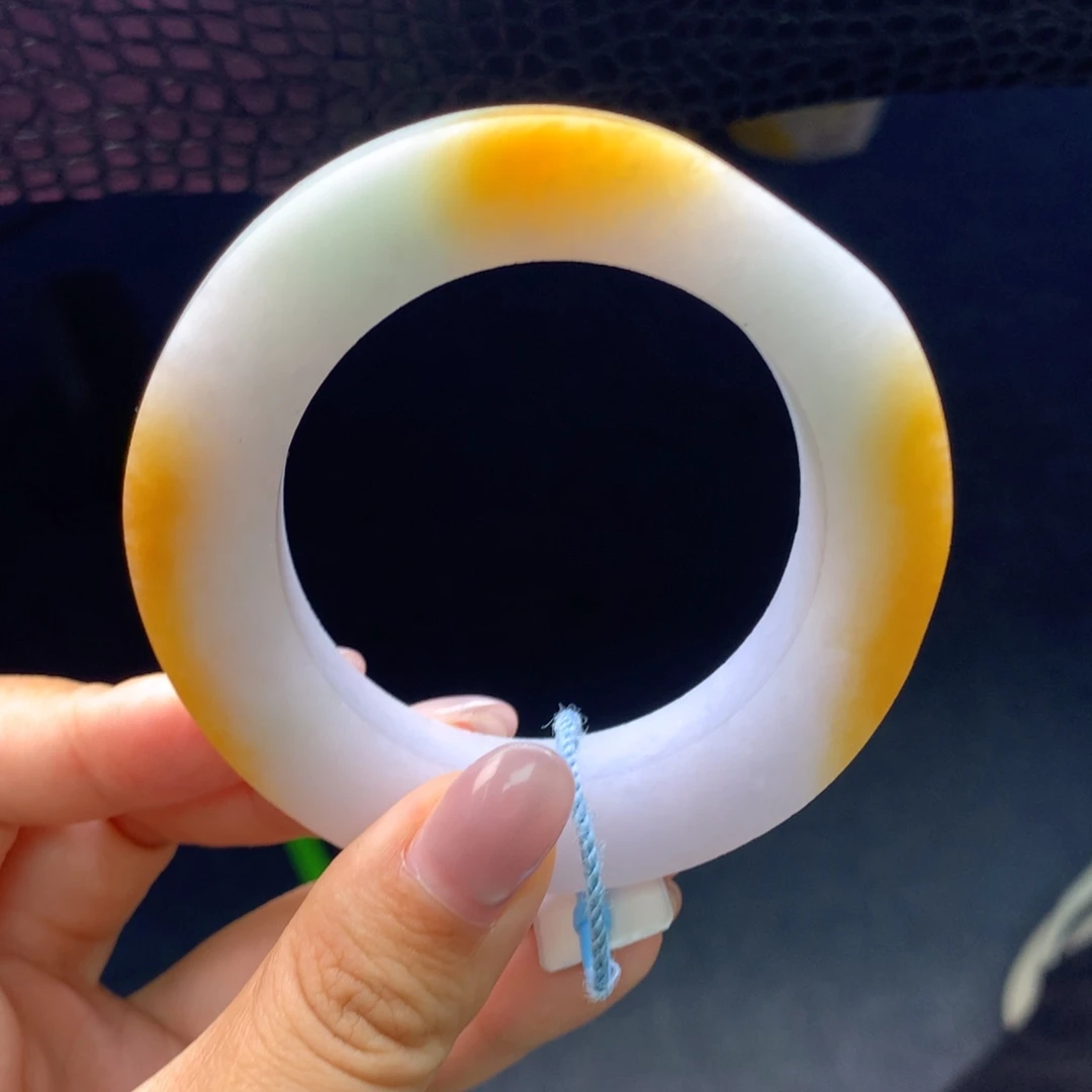 定制翡翠未镶嵌手镯