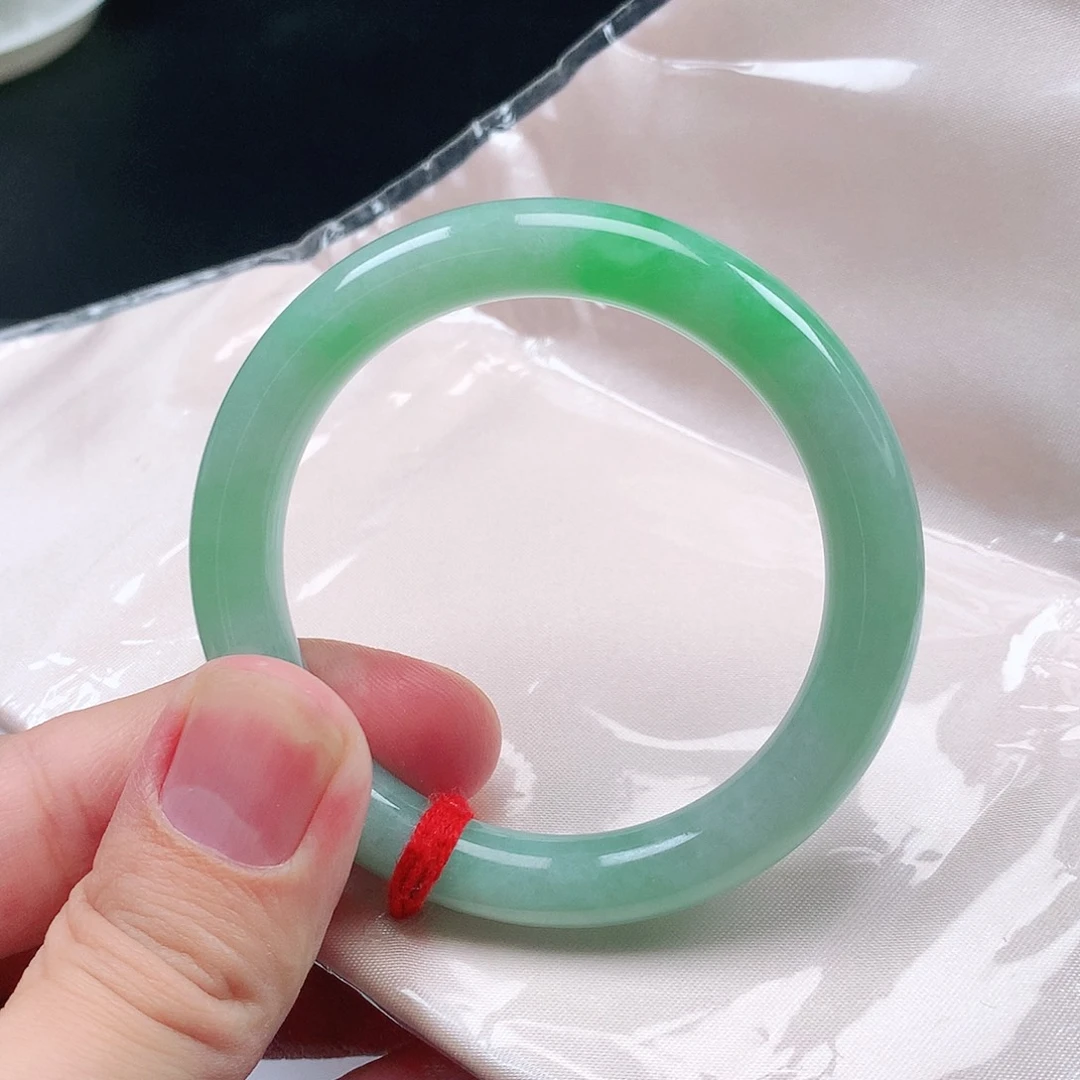 翡翠未镶嵌手镯翡翠1515