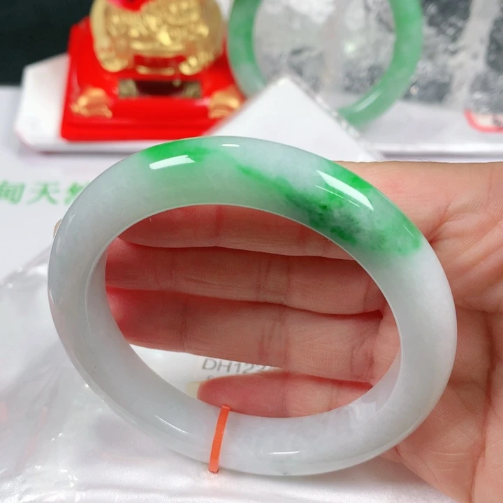 未镶嵌手镯翡翠   编号DH1224 正圈58