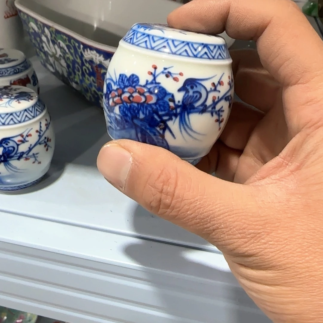 瓷片瓷器的造型和制作技术均