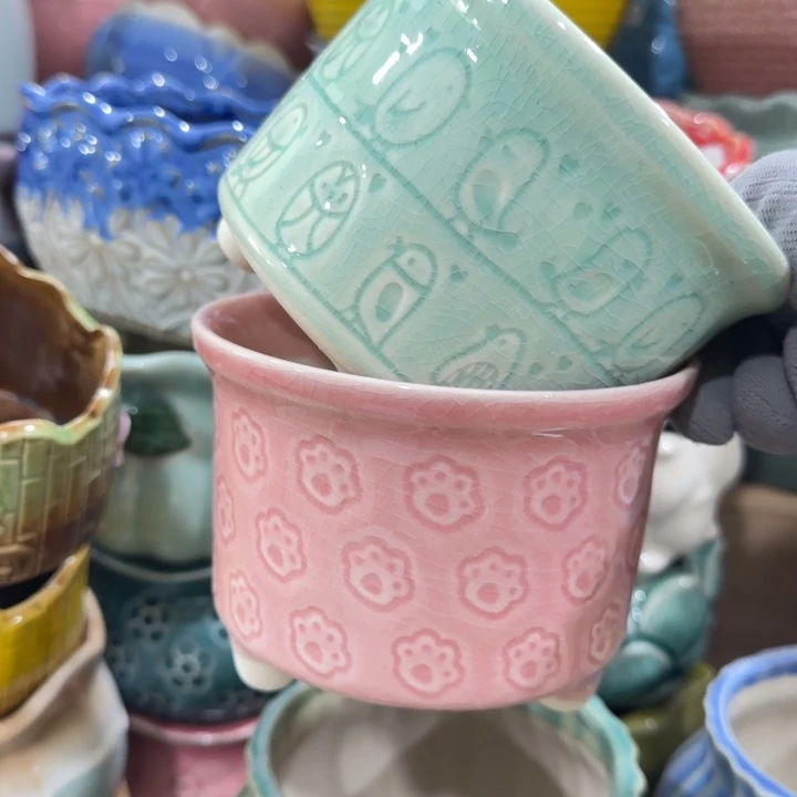 凑9米包邮，有孔，陶瓷花盆