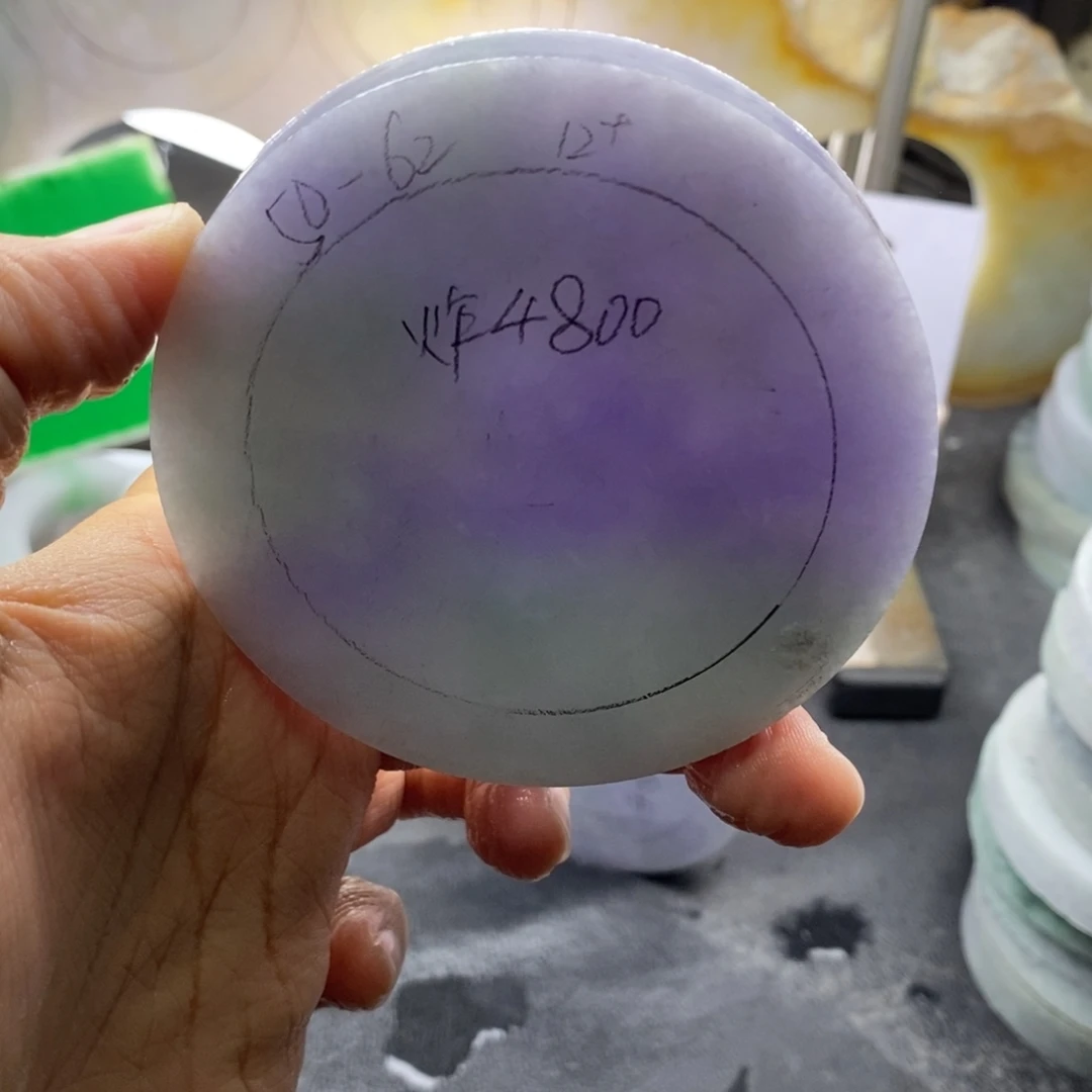 定制翡翠未镶嵌翡翠手镯