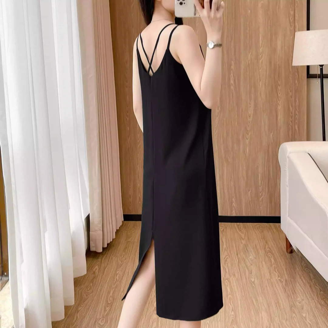 梨形身材连衣裙女装显瘦气质打底性感美背吊带裙夏季黑色后开叉