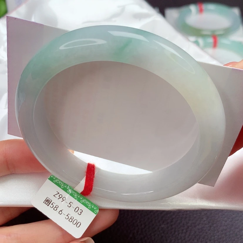 【闪购商品】翡翠手镯未镶嵌天然翡翠手镯