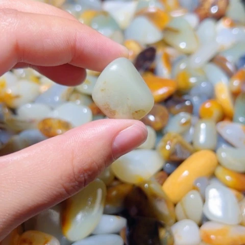 和田玉（子料）未镶嵌颈饰11.2克