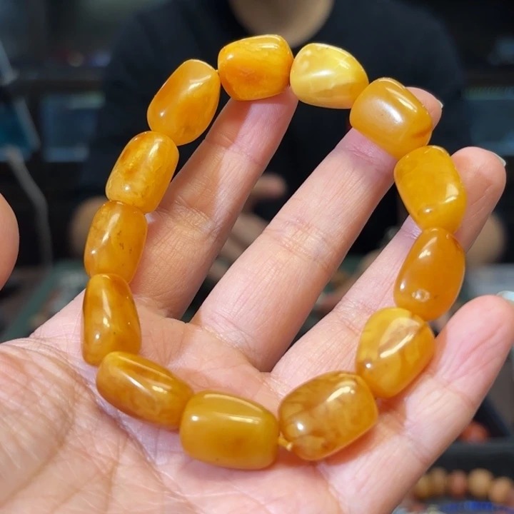 蜜蜡未镶嵌颈饰蜜蜡