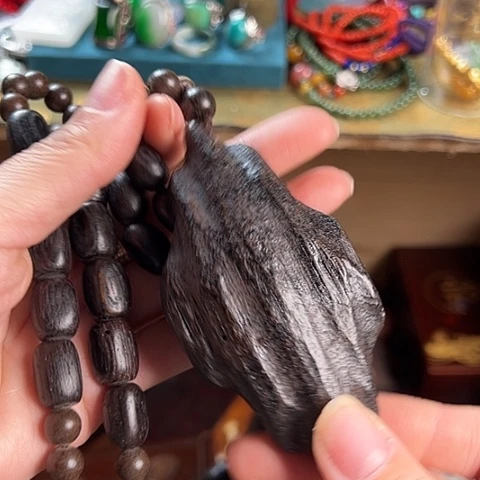 吊坠滴血莲花菩提