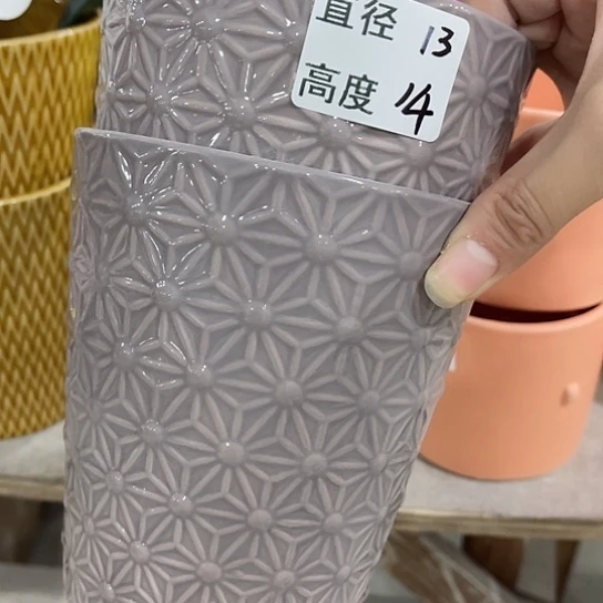 多肉绿植陶瓷花盆9.9包邮，有孔