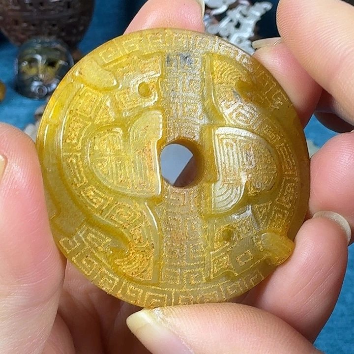 和田玉（糖玉）未镶嵌挂件