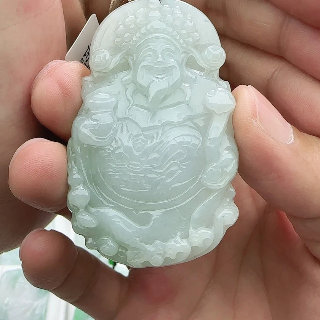 翡翠未镶嵌颈饰听*雨翡翠