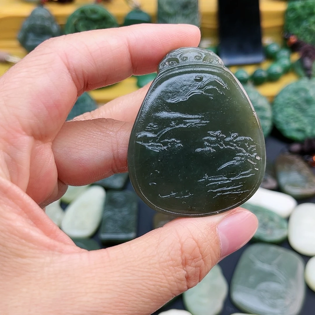 和田玉未镶嵌颈饰