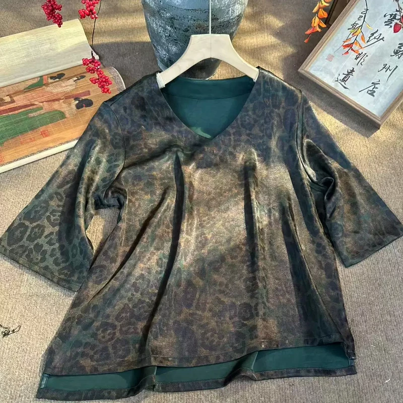 春季新款新中式国风V领气质豹纹提花宽松显瘦短袖上衣