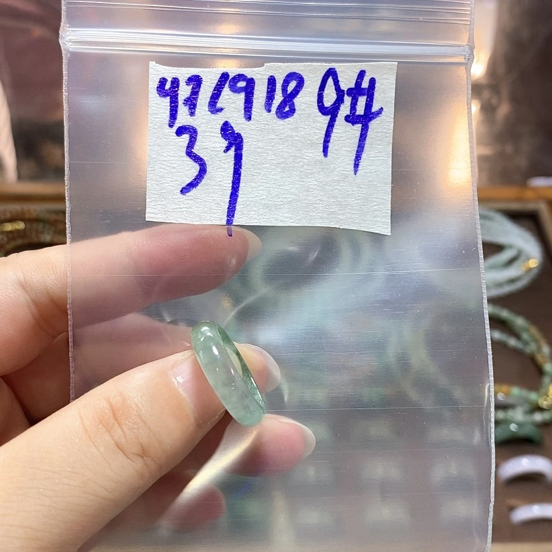 未镶嵌定制翡翠翡翠