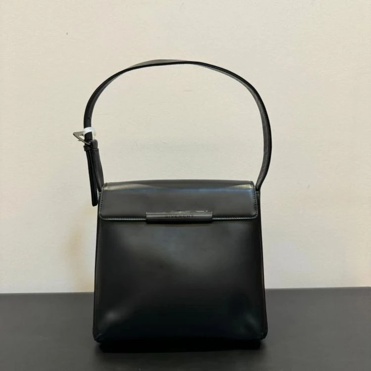 95新/纪梵希/包包/[251231NKWC]/C8857612219