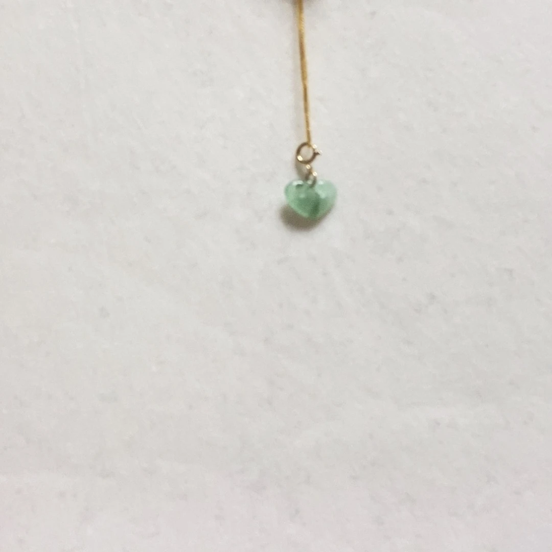 翡翠颈饰18K金镶嵌简单