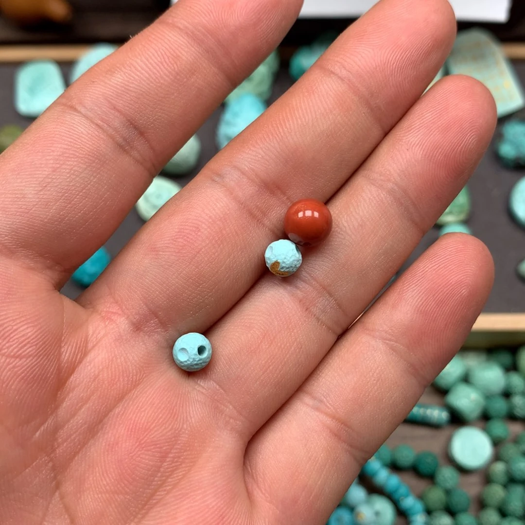 南红玛瑙雕刻未镶嵌