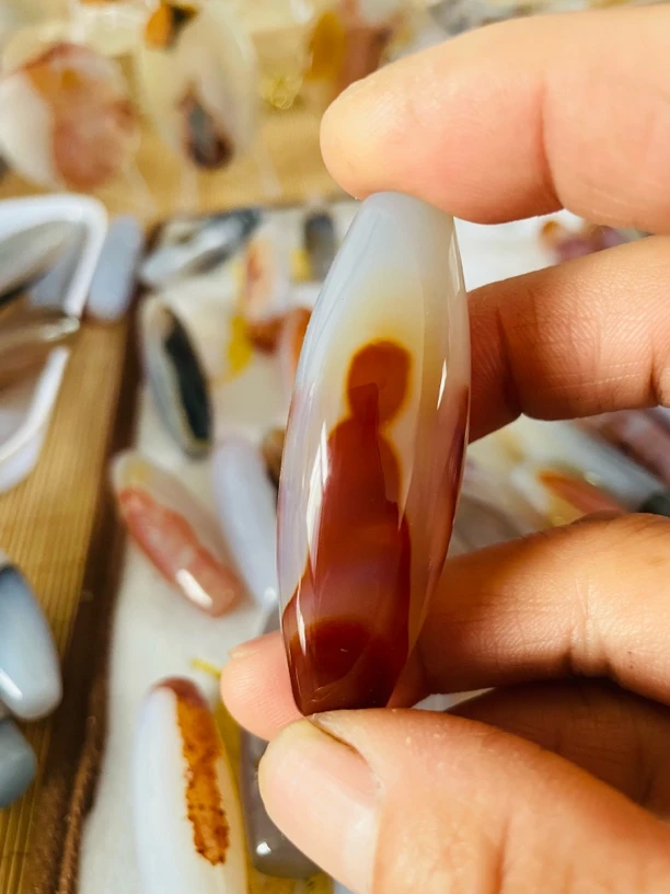 巴西玛瑙意境吊坠