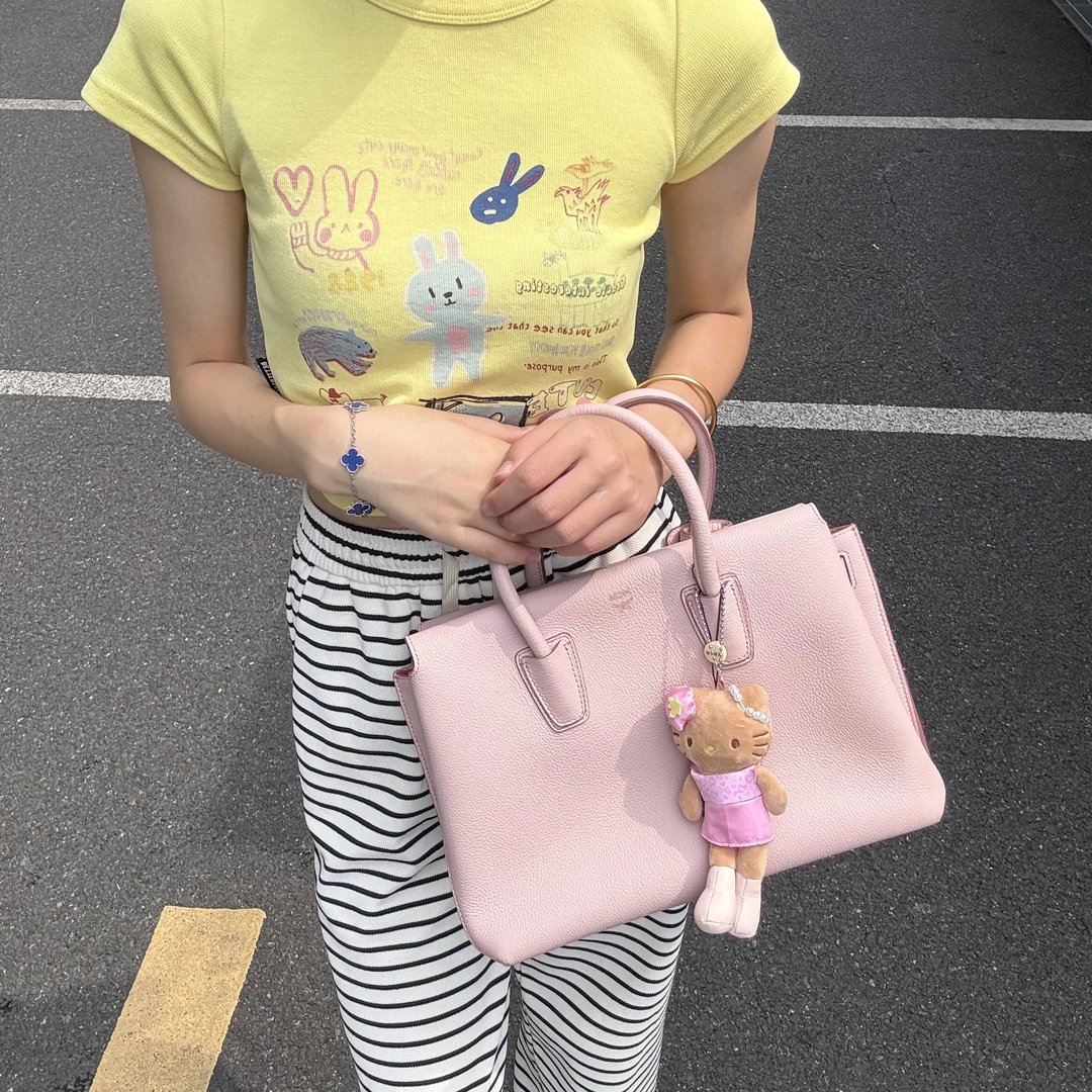 95新 MCM 樱花粉中号手提托特包